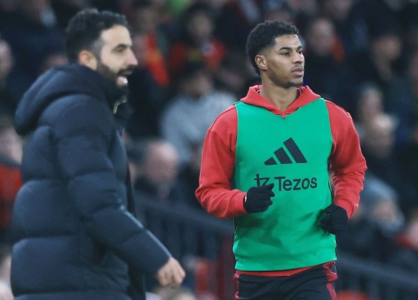 TA: Rashford returned to Carrington base early to train alone, but was unable to practice with the team